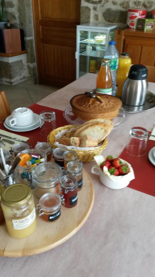 Chez Tiane Puy De Dome Bed & Breakfast Saint-Flour  ภายนอก รูปภาพ